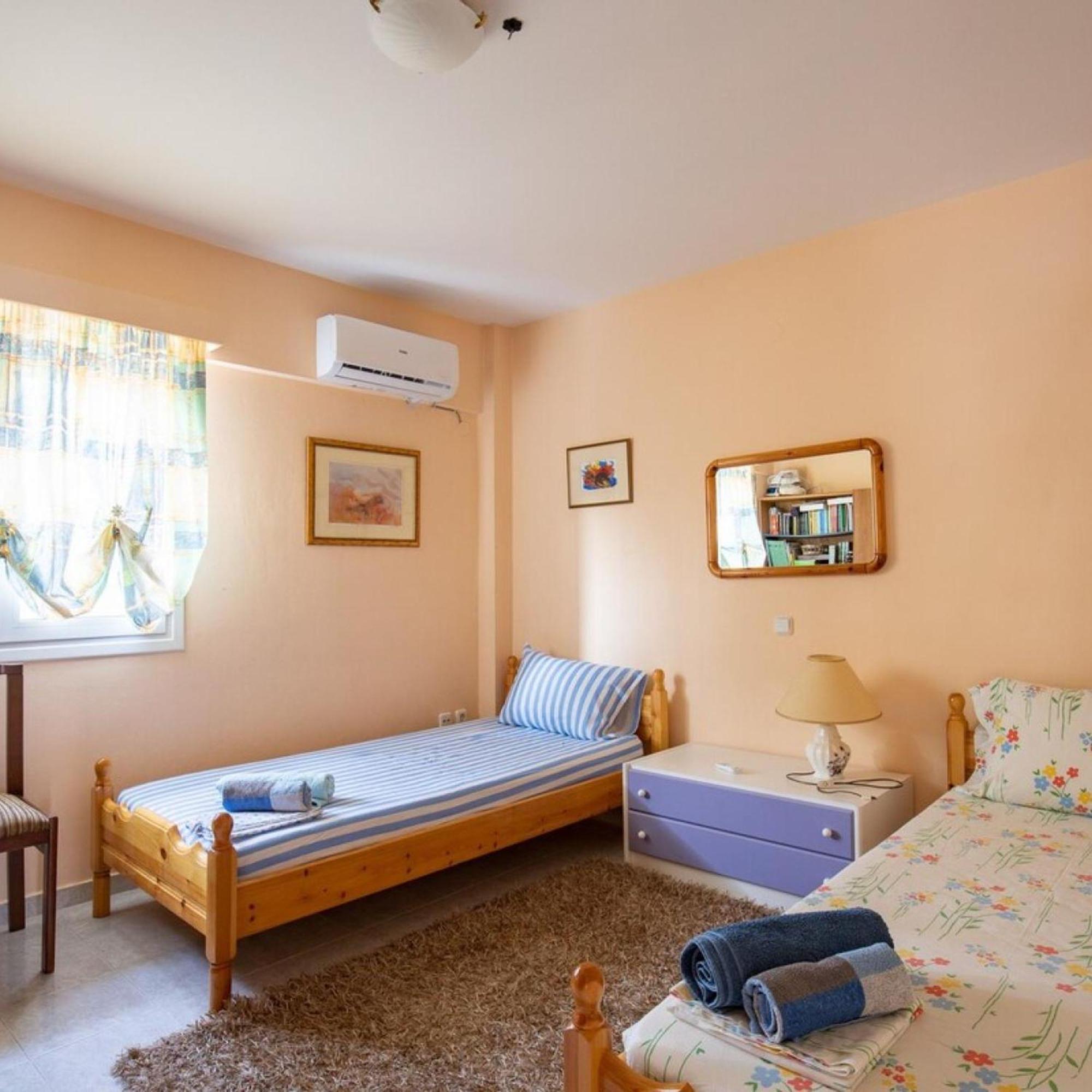 Neromilos Harmony - Roussis Residence Buitenkant foto